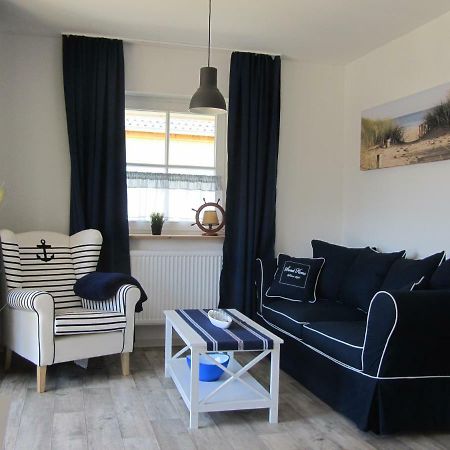 Villa Ferienhaus Ankerplatz Rugen à Gingst Extérieur photo