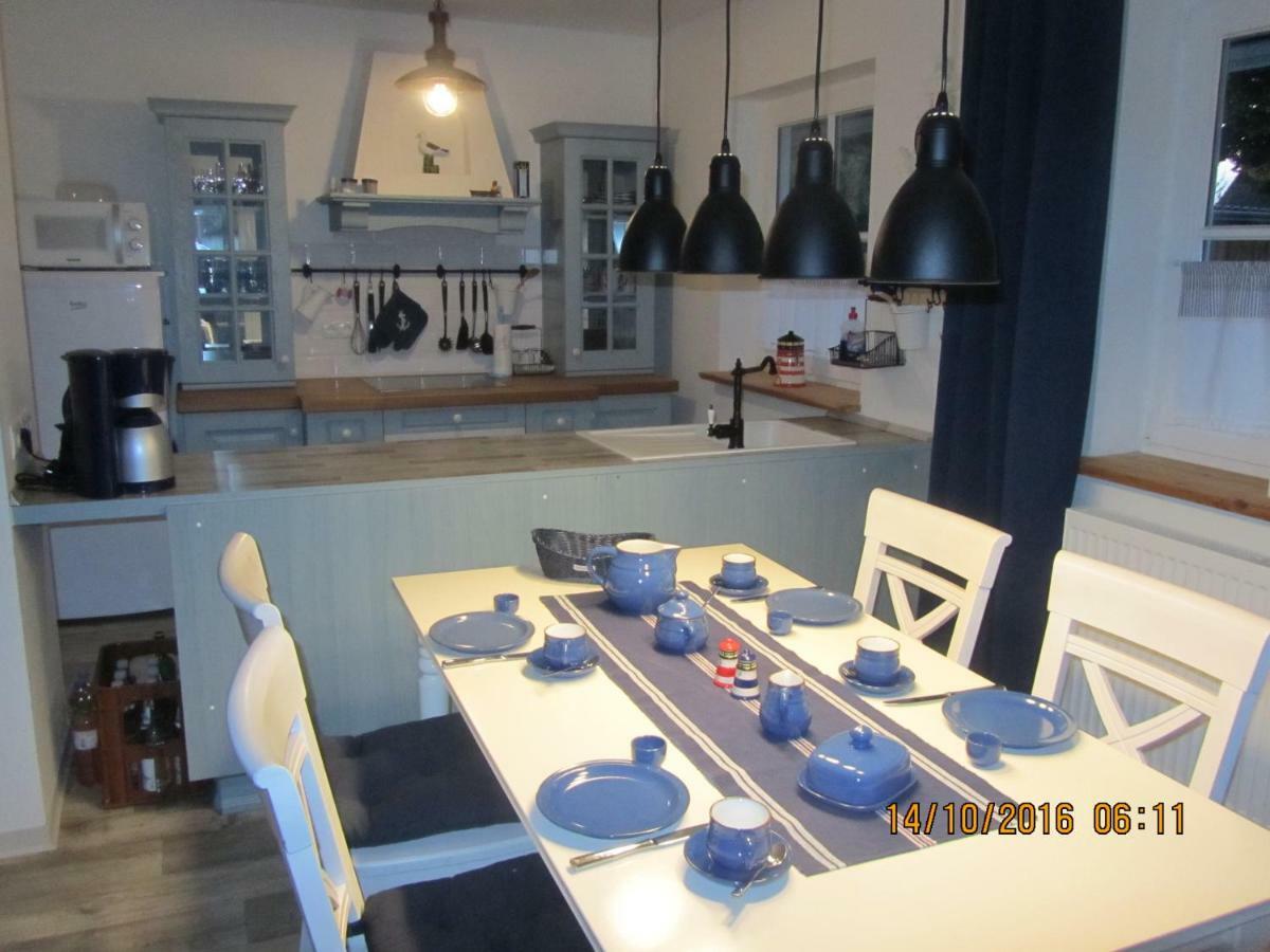 Villa Ferienhaus Ankerplatz Rugen à Gingst Extérieur photo